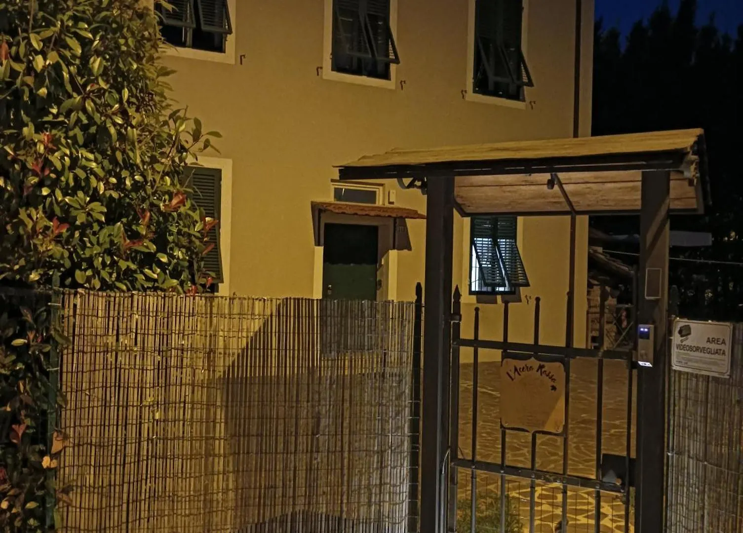 Hotel L'Acero Rosso à Lucques Maison d'hôtes